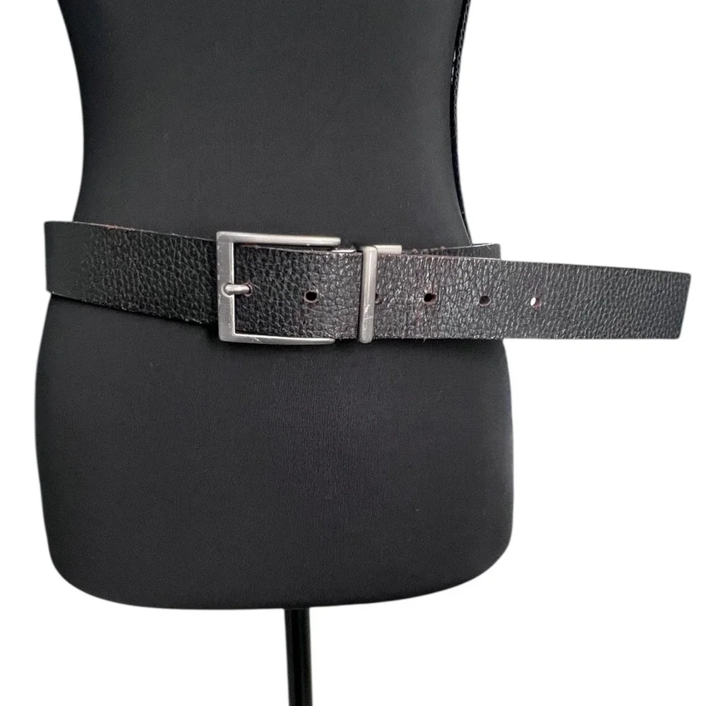 Reversible Genuine Leather Belt Black Burgundy Textured‎ Silver Buckle Men’s M/L